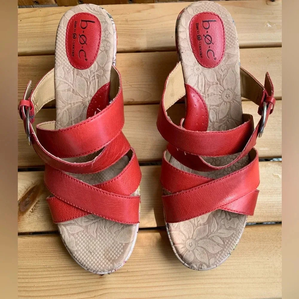 10M Women's B.O.C. Aundrea Red LeatherStrappy SlipOn Floral Cork Wedge Platforms